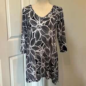 CLARA SUN WOO NAVY AND WHITE FLOWER SHIRT